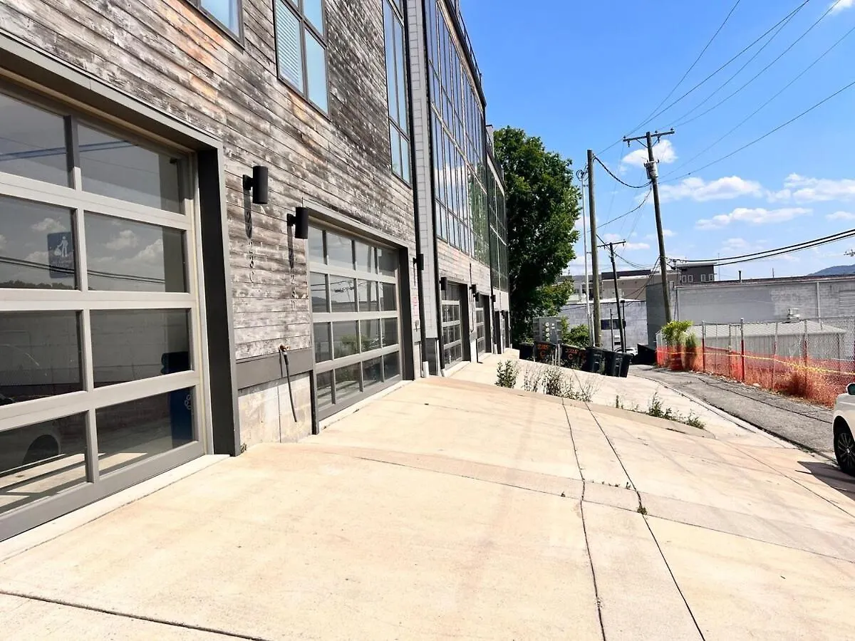 Luxury Home With Huge Rooftop And 7 Beds Nashville 0*,  United States